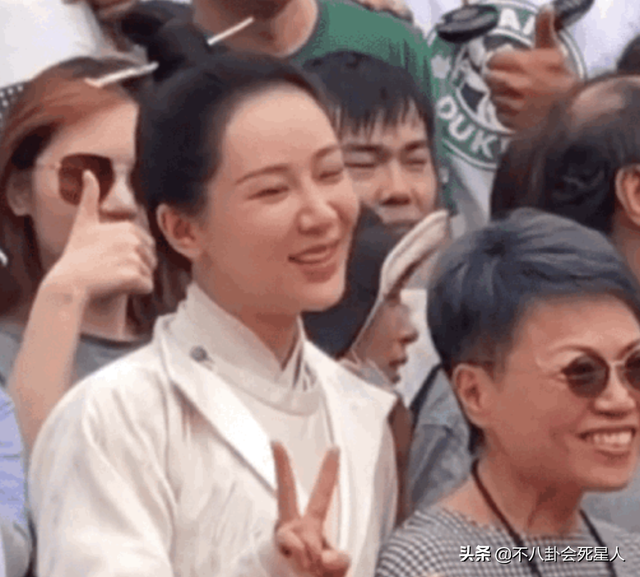 古装女星施法姿势，关晓彤是“五毛钱特效”，杨幂被赞演技爆棚！_腾讯新闻