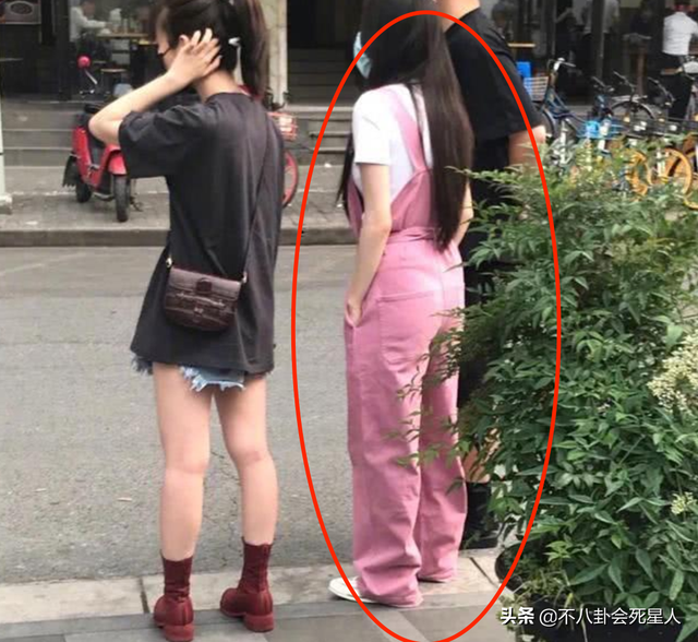 古装女星施法姿势，关晓彤是“五毛钱特效”，杨幂被赞演技爆棚！_腾讯新闻